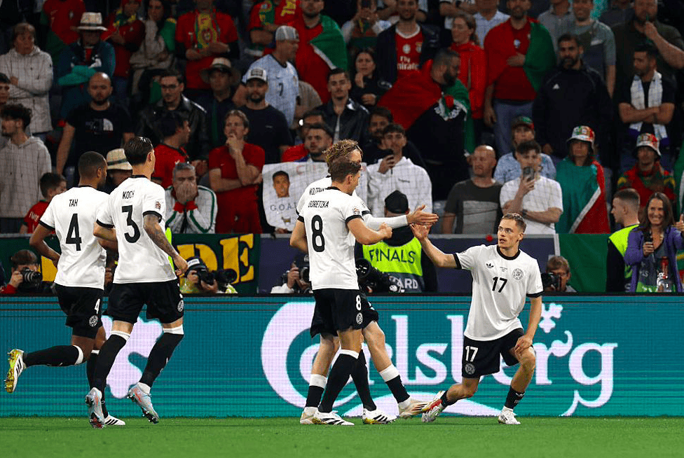 葡萄牙豪门成功晋级下一轮比赛 葡萄牙豪门成功晋级下一轮比赛