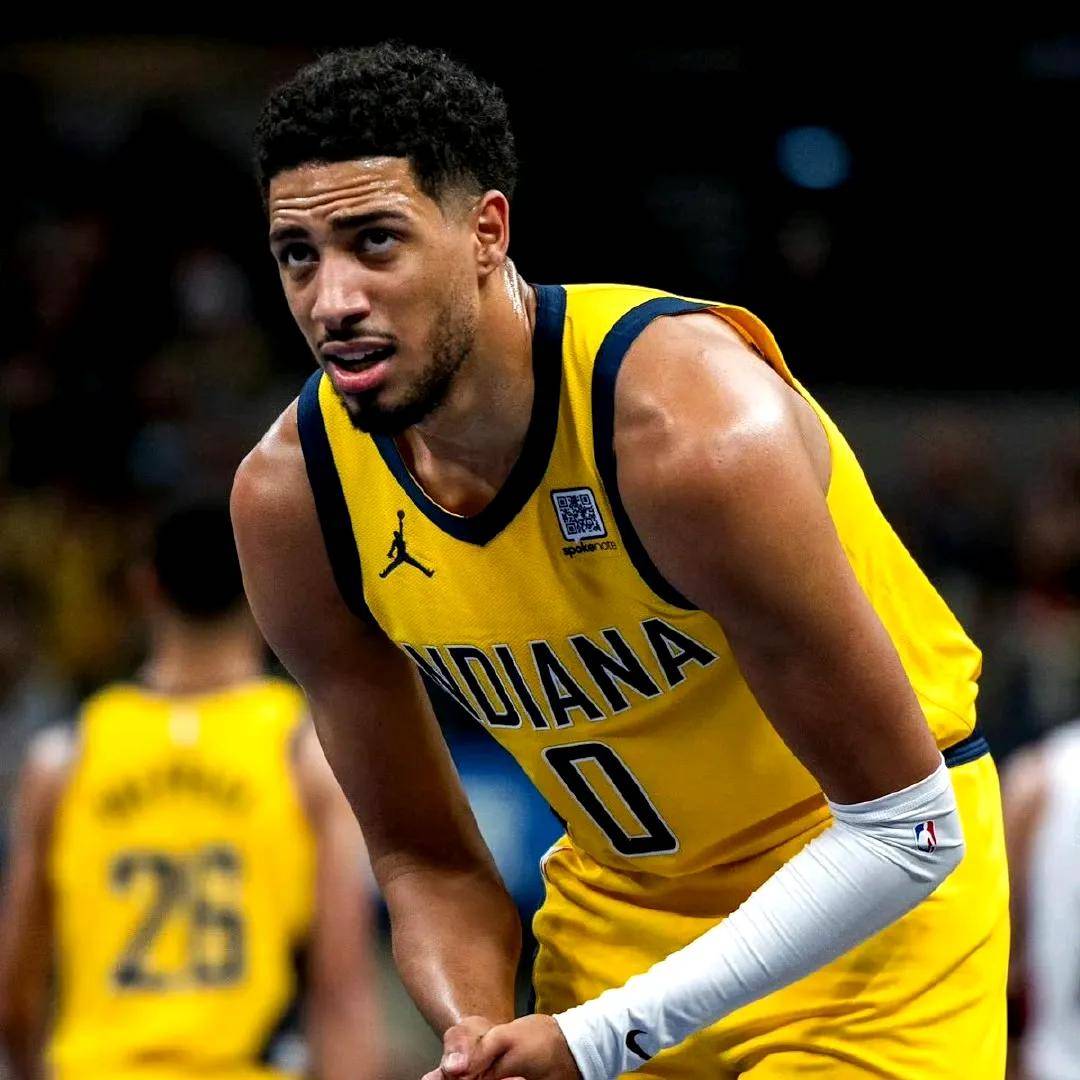 76人逆转击败老鹰,东部半决赛领先优势不减 76人逆转击败老鹰,东部半决赛领先优势不减